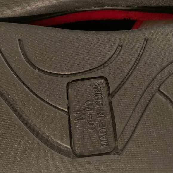 PATRIOTS MALE NAVY SLIPPERS. - Picture 6 of 7